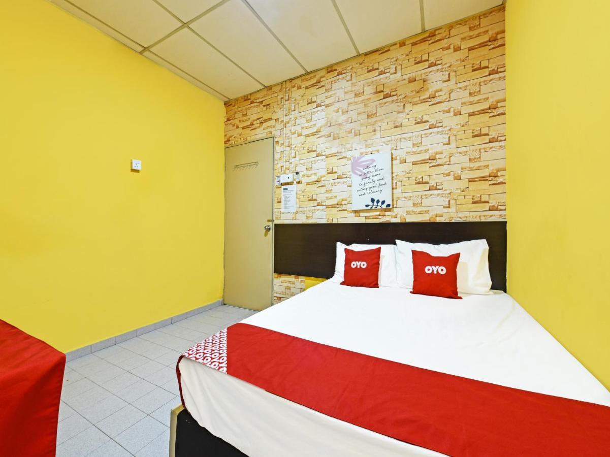 Oyo 90363 Nyamanya Inn Kuantan Ngoại thất bức ảnh