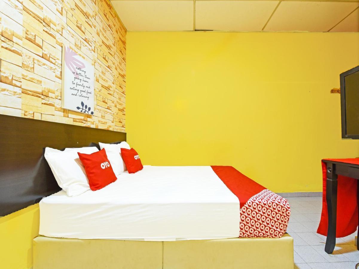 Oyo 90363 Nyamanya Inn Kuantan Ngoại thất bức ảnh