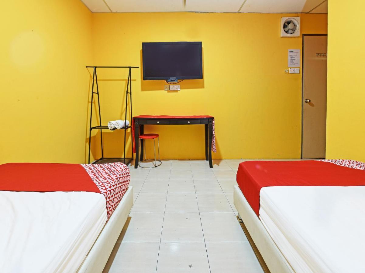 Oyo 90363 Nyamanya Inn Kuantan Ngoại thất bức ảnh